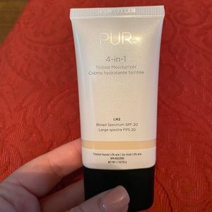 Tinted moisturizer